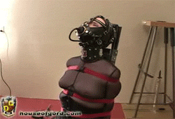 Bound sub with gas mask tries to escape 
