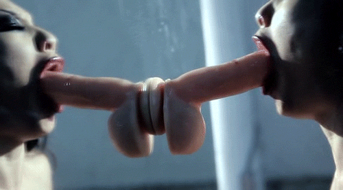 fuckingpersonale:

my fetish: creative use of suction cup dildos
