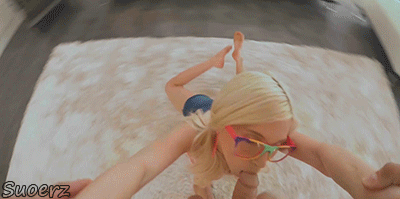 suoerz:

Playtime with Daddy.