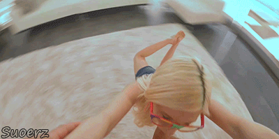 suoerz:

Playtime with Daddy.